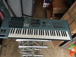 Yamaha MOTIF XS6 Keyboard Synthesizer Great Condition