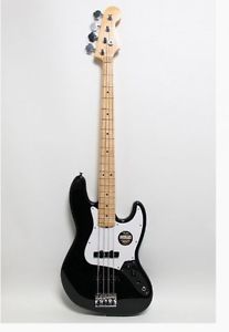 Fender American Standard American Standard Jazz Bass, Maple Fretboard Black #Q42