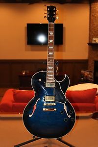 Gibson ES-137C guitar
