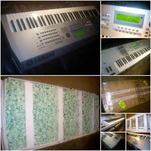 Yamaha Motif Es7 76 key Synthesizer