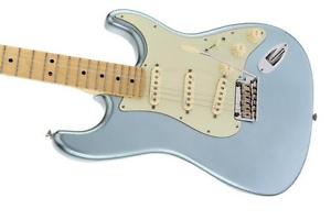 Fender American Deluxe Strat Plus, Maple Fingerboard- Mystic Ice Blue 0118102762