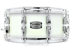 Yamaha Absolute Hybrid Snare Drum 14x6 Polar White - AMS-1460PWH