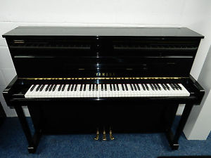 YAMAHA U50 SX SILENT UPRIGHT PIANO AROUND 17 YEARS OLD. WITH 5 YEAR GUARANTEE