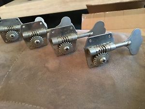 1958-1965 FENDER PRECISION OR JAZZ BASS GUITAR TUNERS USA PRE CBS 1959 KEYS