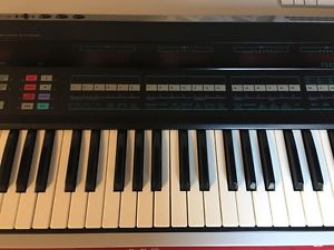 AKAI AX80 Vintage Synthesizer