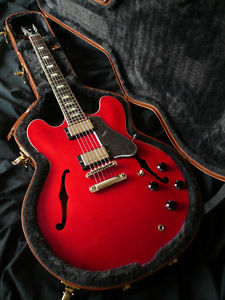 Gibson Memphis: Electric Guitar ES-335 2016 Cherry