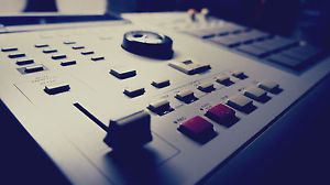 AKAI MPC 2000xl 2000 XL Max 32MB of Memory