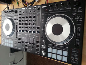 Pioneer DDJ SZ Pro DJ Controller mint condition