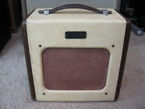 Vintage 1940s Fender Champ Amplifier - Champion 600, Two Tone, Guitar Amp