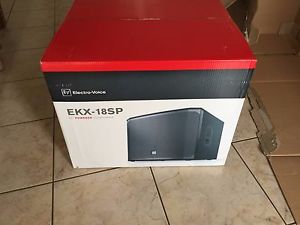 Electro-Voice EKX-18SP Powered 18" Subwoofer EV EKX18SP New Open Box