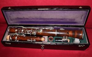 SPLENDIDE TARAGOT Jozsef SCHUNDA (Tarogato, saxophone, clarinette, hautbois)
