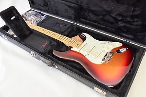 NEW Fender American Deluxe Plus Stratocaster Electric Guitar Sunburst USA made