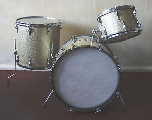 Amati Lignatone Drumset - Gold Sparkling - Beech Shells - 20/16/12 - RARE 60's