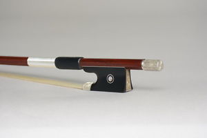 LimitedMasterModel! A Pernambuco Violin Bow Artist Silver Engraved!Free bow case