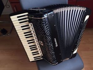 Weltmeister S4 Akkordeon 120 Bässe