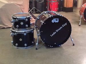 3-pc DW COLLECTORS SERIES drum set SOLID BLACK w SATIN hardware
