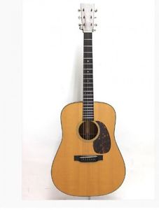 Martin D-18V Natural w/hard case Free shipping Guiter Bass From JAPAN #Q24
