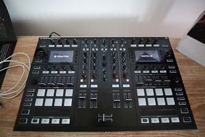 Traktor Kontrol S8 Native Instruments DJ Controller