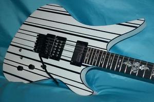 SCHECTER SYNYSTER GATES CUSTOM-S, SEYMOUR DUNCAN & SUSTAINIAC PUPS, FLOYD ROSE
