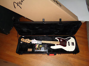 2016 Fender American Standard Precision Bass  Olympic White   MINT UNPLAYED