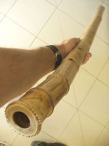 exeptional shakuhachi flute 3.36  in D low  Ji-nashi roots-end