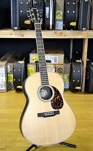 USED Larrivee L-03R Acoustic Guitar