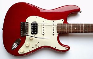 Fender American Deluxe Stratocaster Electric Guitar HSS 2000 USA Crimson w/OHSC
