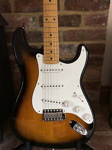 FENDER JAPAN FSR 54 STRATOCASTER