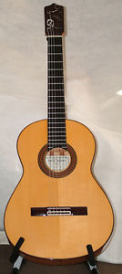 2011 Vicente Sanchis Model 33 Flamenco guitar with Ebony Pegs