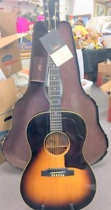 1960s Gibson Sunburst LG-1 Vintage Acoustic Guitar w/Orig Gibson Case & Hangtag