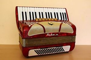 Accordion Hohner Lucia IIP 80 bass LMH Akkordeon Fisarmonica + Case