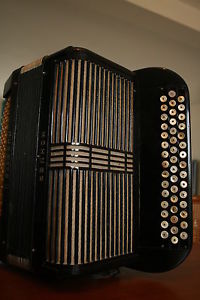 Accordeon HOHNER MUSETTE 2 années 40