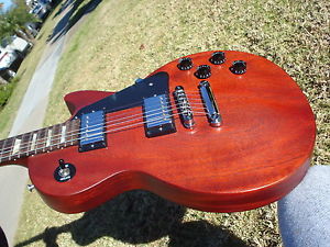 2007 Gibson Les Paul Studio Faded Cherry Red 1960's Slim Neck 8.1 lbs.