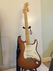 Fender USA Stratocaster American Special 2014 Stratocaster Nitro Honey Burst