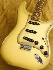 Fender USA 1979 Stratocaster Hard Tail Guitar Used Antigua Free Shipping Japan