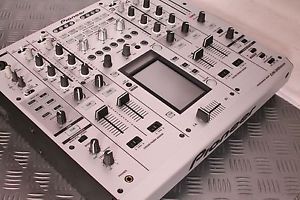 Pioneer DJM 2000 Nexus Mixer