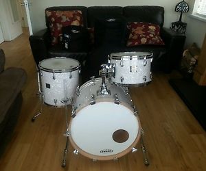 Yamaha Birch Custom Absolute Drum Kit WMP 20x14 14x14 12x8 with cases..Bargain!!