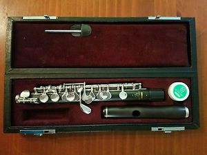 Yamaha YPC-62 Professional Piccolo, Grenadilla Wood