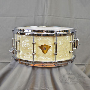 DW Classic 6.5x14 Vintage Marine W/ Tube Lugs and Die Cast Hoops Chrome Hardware