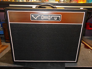 VHT AV-HW1-18 The Standard 18 Combo Amplifier Amp