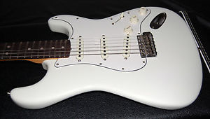 2015 Fender American Vintage 65 Stratocaster Olympic White Near Mint SAVE