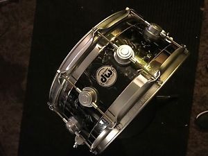 DW Edge snare. Drum workshop.