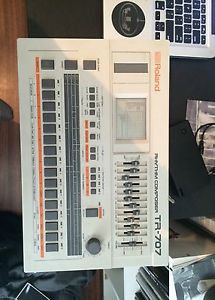 roland tr-707 rhythm composer