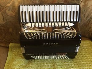Petosa Chambertone Accordion  Accordian Double tone Chamber
