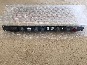 New Single BAE 10DCF Filter Compressor + Limiter no power supply