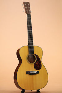 MARTIN OO-18V 2003 EX Condition Acoustic Guitar Free Shipping Tracking Number
