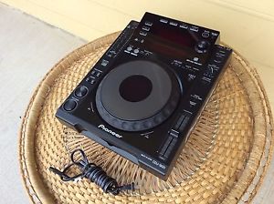 Pioneer CDJ-900 DJ turntable. Rarely Used.