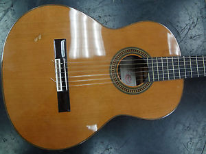 2004 Amalio Burguet 3M Classical Guitar Spain Solid Woods *WORLDWIDE SHIPPING*