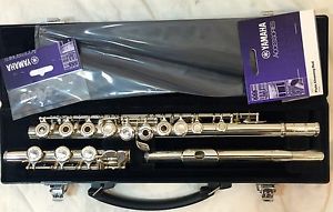 Beautiful Yamaha YFL 361 Intermediate Open Hole Flute! Ready to Play!!