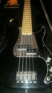 Fender American Standard Precision 5 string bass